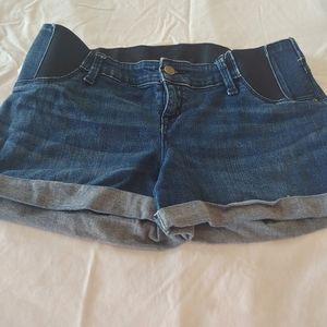 Maternity shorts